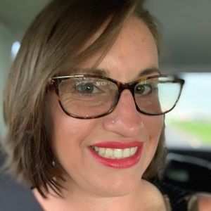 Meet your Posher, Krystal